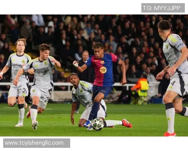 欧冠激战巴萨大胜多特蒙德神奇扑救瞬间点燃全场激情